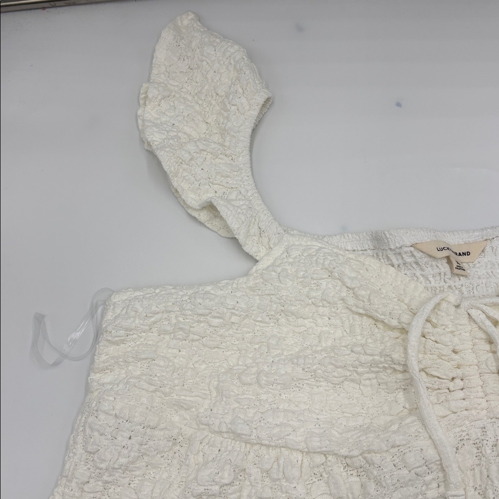 Lucky Brand Textured Babydoll Top in Bright White - Picture 3 of 7